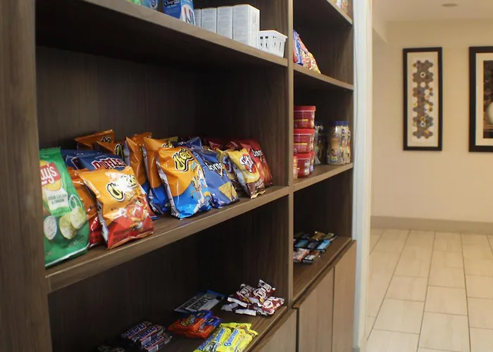 Holiday Inn Express & Suites Le Mars By Ihg